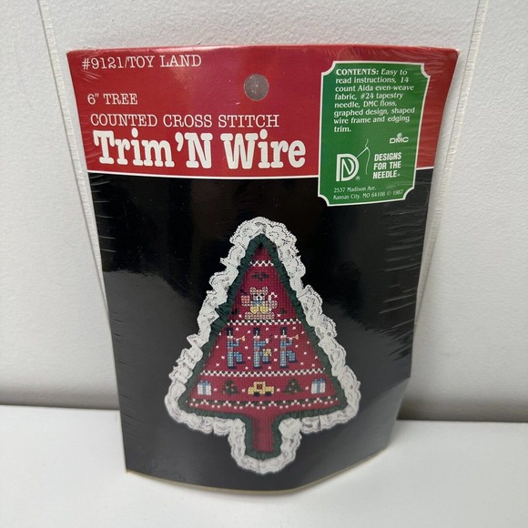 Designs for the Needle Counted Cross Stitch Kit Toy Land Trim N Wire Christmas - Picture 1 of 7